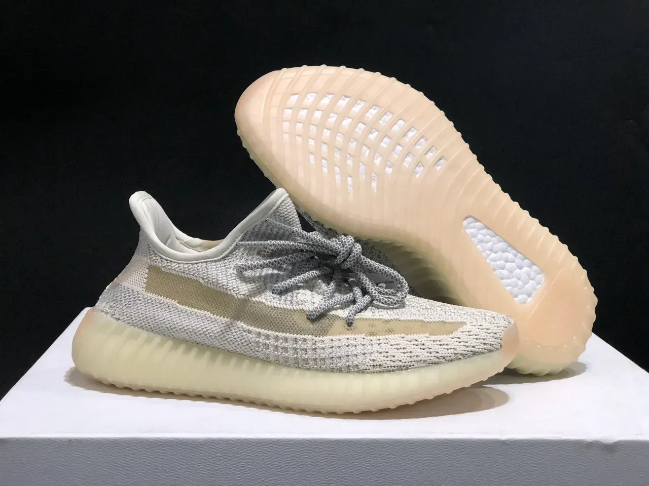Adidas Yeezy Boost 350 V2 Off-White Chaussures Lifestyle 13