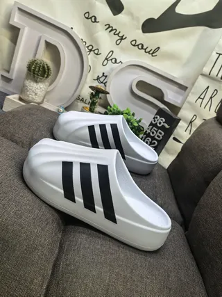 Adidas Yeezy Slide نعال منصة بيج 7