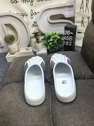 Adidas Yeezy Slide نعال منصة بيج 8