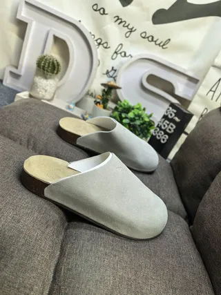 Adidas Yeezy Slide Light Gray Suede Slippers 9