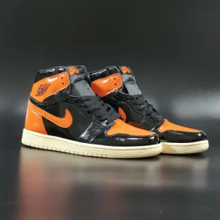 Air Jordan 1 أسود برتقالي لامع جلد براق حذاء كرة السلة