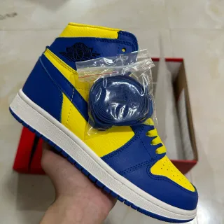 Air Jordan 1 皇家蓝和黄色高帮篮球鞋