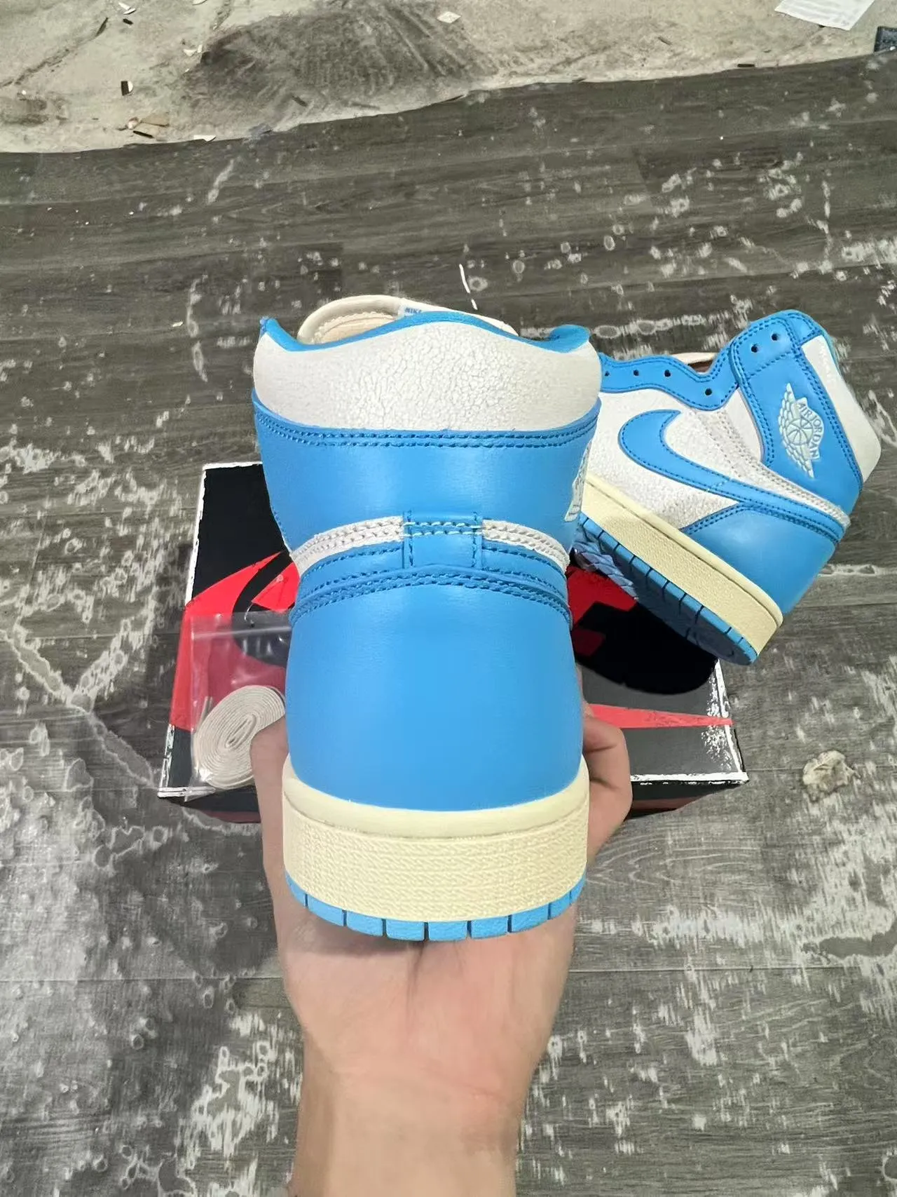 Air Jordan 1 University Blue and White Basketball Shoes 8