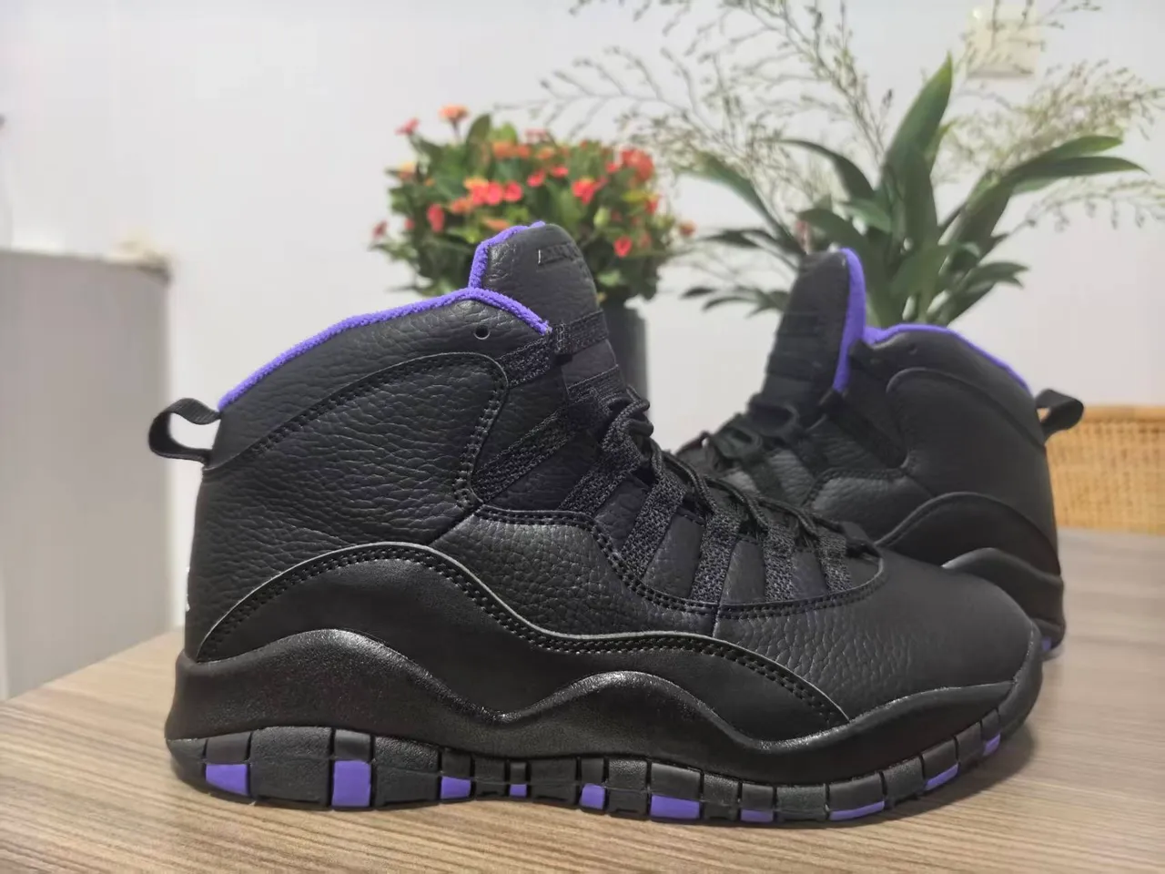 Chaussures de basketball Air Jordan 10 Noir et Violet Jalons de carrière 2