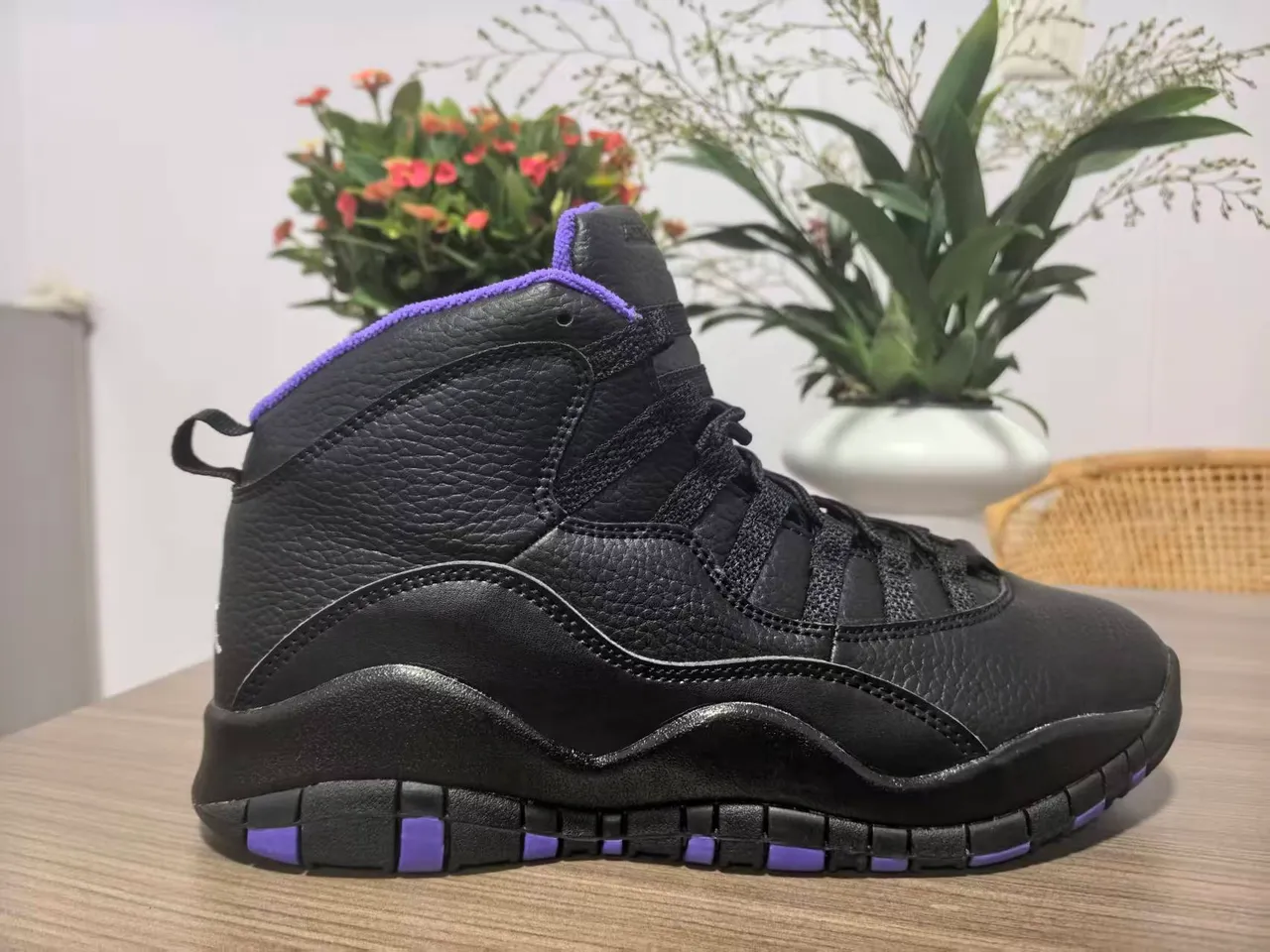 Chaussures de basketball Air Jordan 10 Noir et Violet Jalons de carrière 5