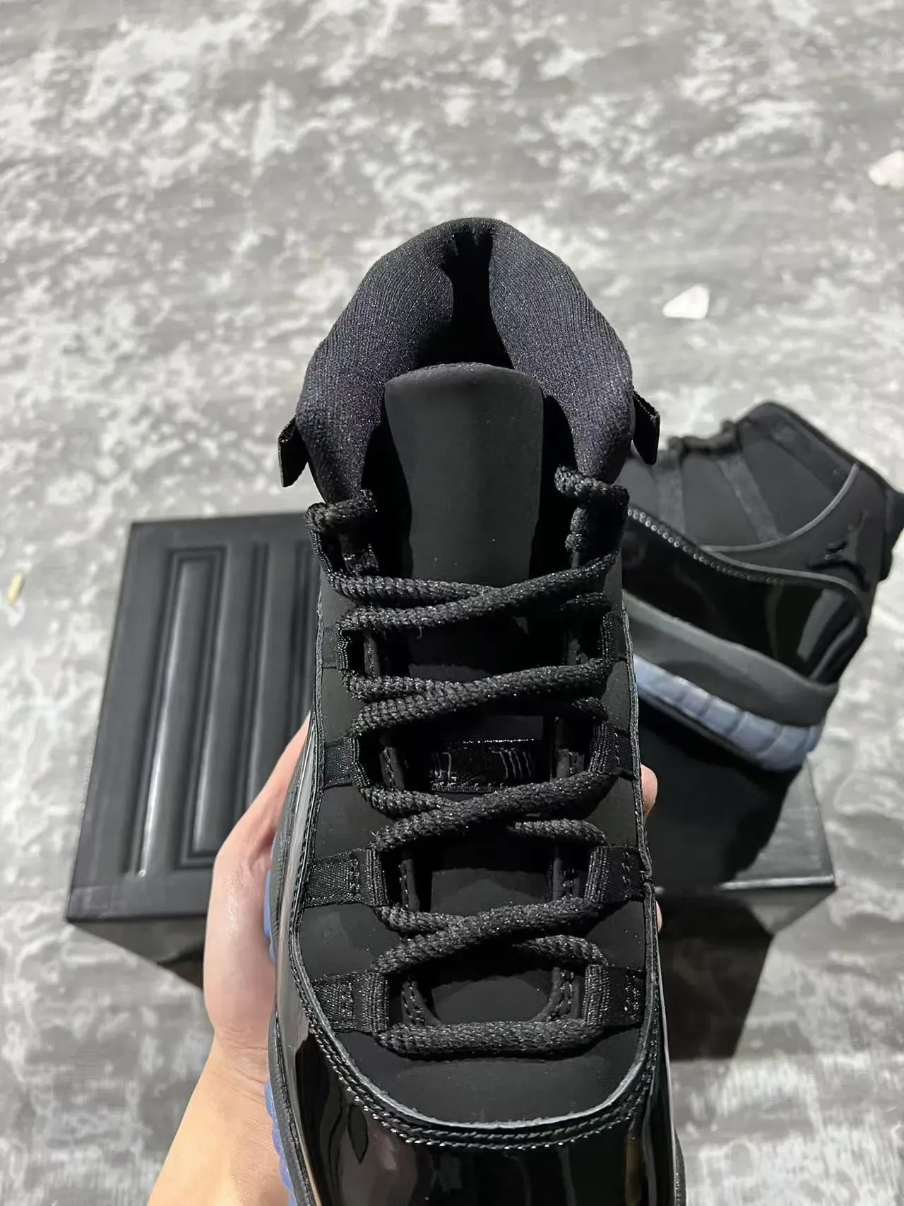 Air Jordan 11 Black Icy Blue Basketball Shoes 4