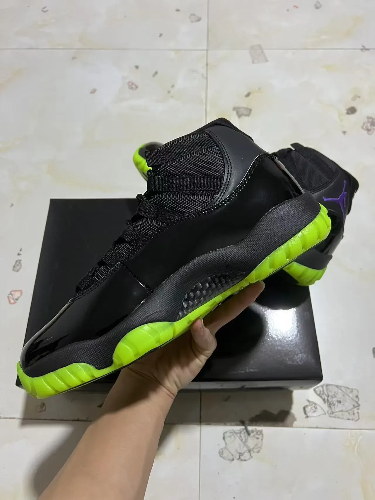 Air Jordan 11 Negro Neón Verde Zapatos de Baloncesto 5