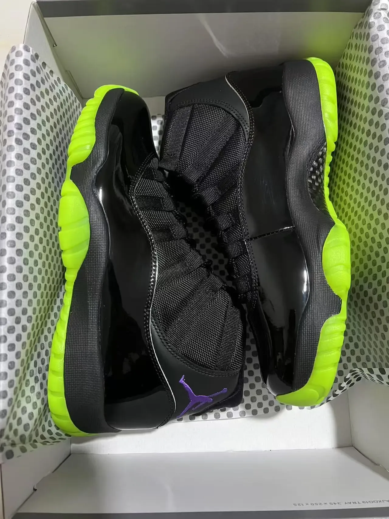 Air Jordan 11 Negro Neón Verde Zapatos de Baloncesto 9