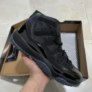 Air Jordan 11 黑色紫色 Jumpman 篮球鞋