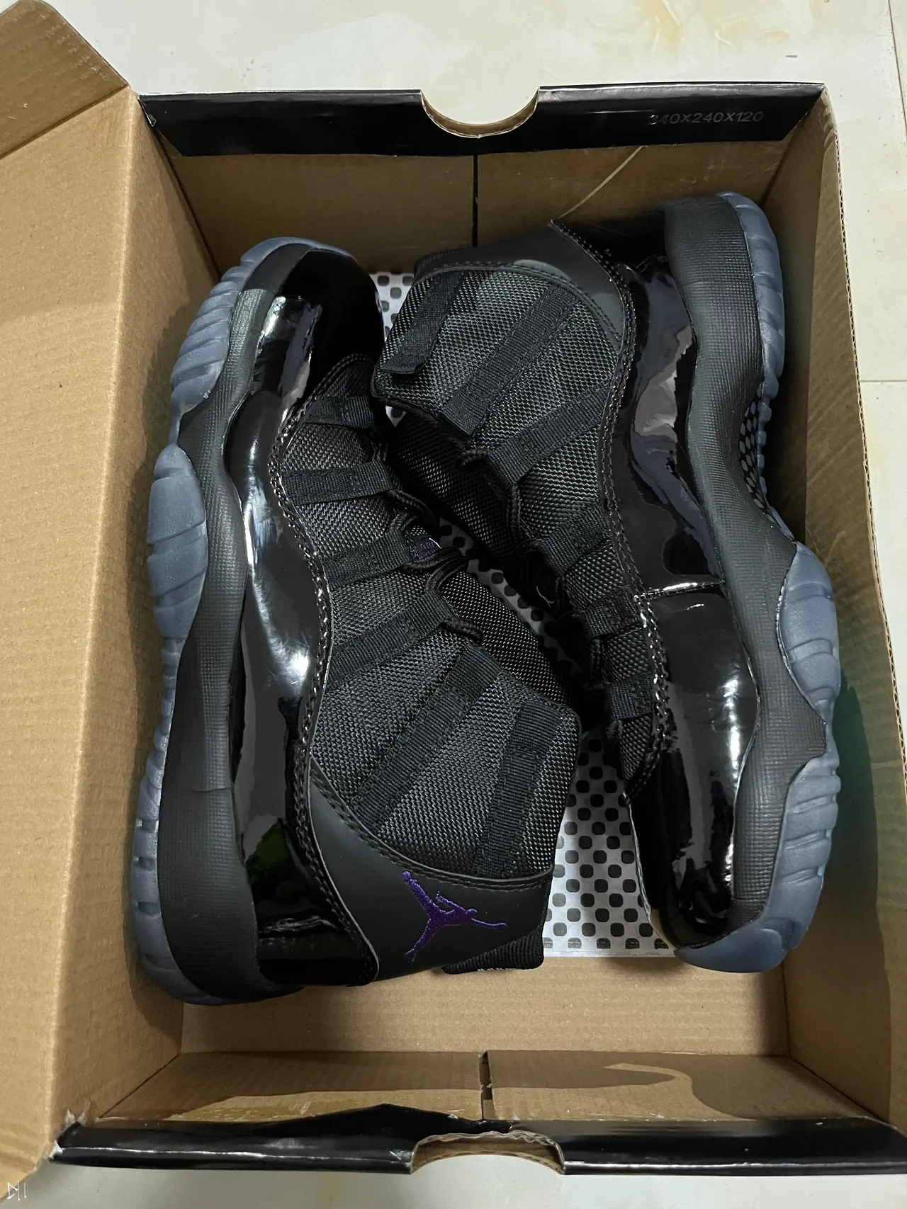 Air Jordan 11 Negro y Púrpura Jumpman Zapatos de Baloncesto 8