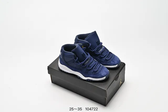 حذاء كرة السلة Air Jordan 11 بدون أربطة مع حزام باللون الأسود والأبيض والأحمر 5