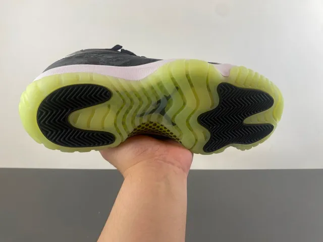 Air Jordan 11 Marbled Black Translucent Lime Green Tênis de Basquete 9