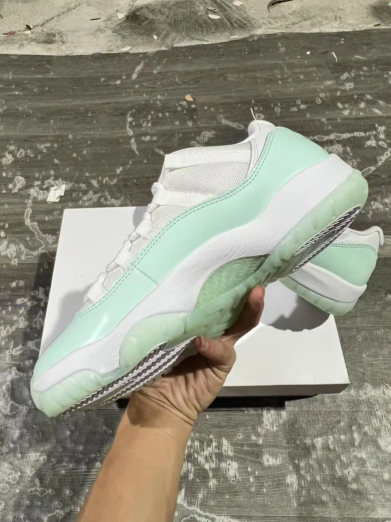 Air Jordan 11 Mint Green Patent Leather Basketball Shoes 5