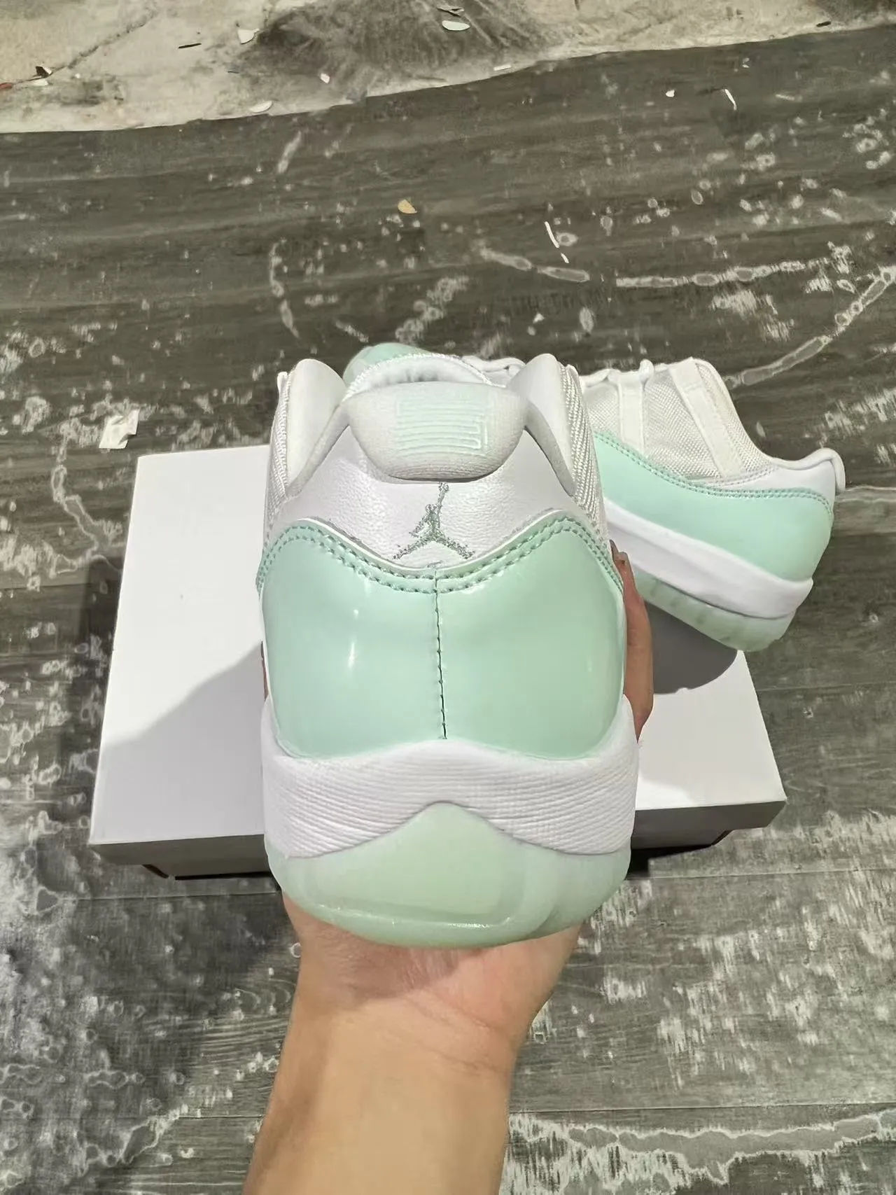 Air Jordan 11 Mint Green Patent Leather Basketball Shoes 8