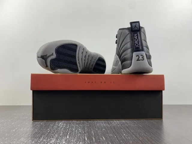 Air Jordan 12 Black and Gray Basketball Shoes 15