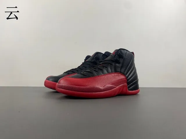Air Jordan 12 কালো এবং লাল বাস্কেটবল জুতা 2