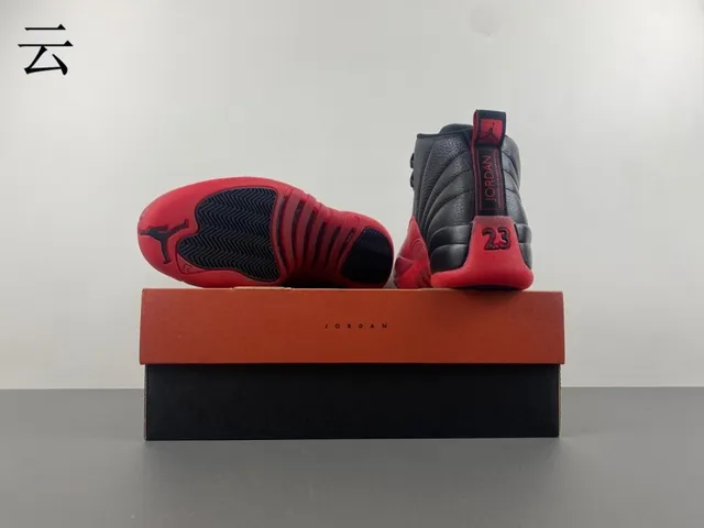 Air Jordan 12 কালো এবং লাল বাস্কেটবল জুতা 6