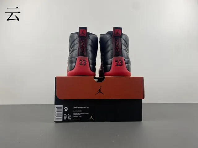 Air Jordan 12 কালো এবং লাল বাস্কেটবল জুতা 8