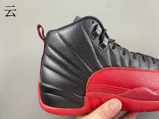 Air Jordan 12 কালো এবং লাল বাস্কেটবল জুতা 10