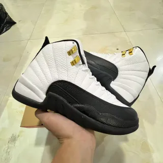 Air Jordan 12 branco preto dourado sapatos de basquete