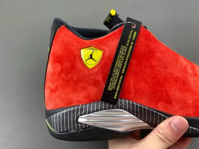Air Jordan 14 أحذية كرة السلة الحمراء من السويدي بألياف الكربون 3