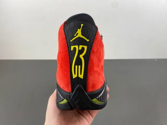 Air Jordan 14 أحذية كرة السلة الحمراء من السويدي بألياف الكربون 4