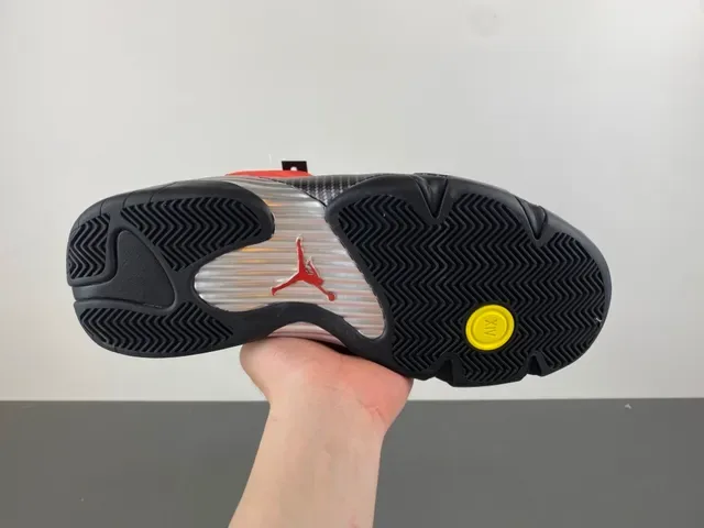 Air Jordan 14 أحذية كرة السلة الحمراء من السويدي بألياف الكربون 9