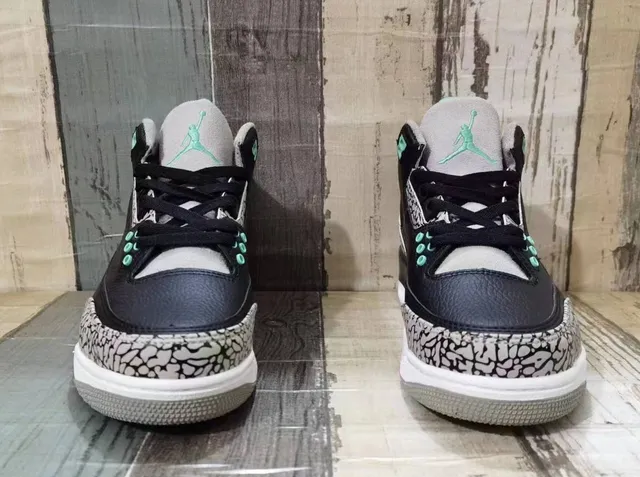 Zapatillas de baloncesto Air Jordan 3 gris cemento negro verde menta 2