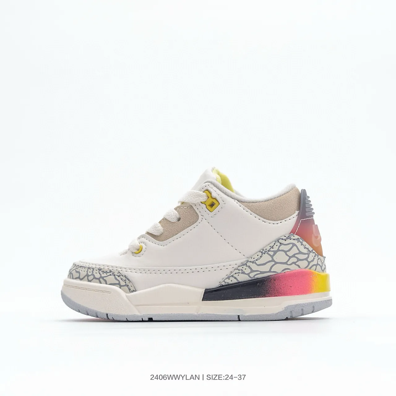 حذاء كرة السلة Air Jordan 3 للأطفال بلون أبيض وبرتقالي بنقشة الفيل 9
