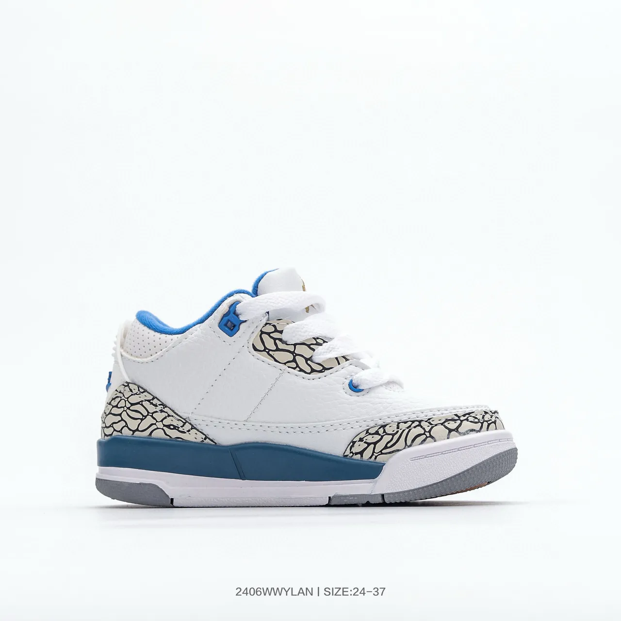 حذاء كرة السلة Air Jordan 3 للأطفال بلون أبيض وبرتقالي بنقشة الفيل 24