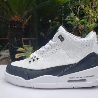Air Jordan 3 白色海军蓝篮球鞋