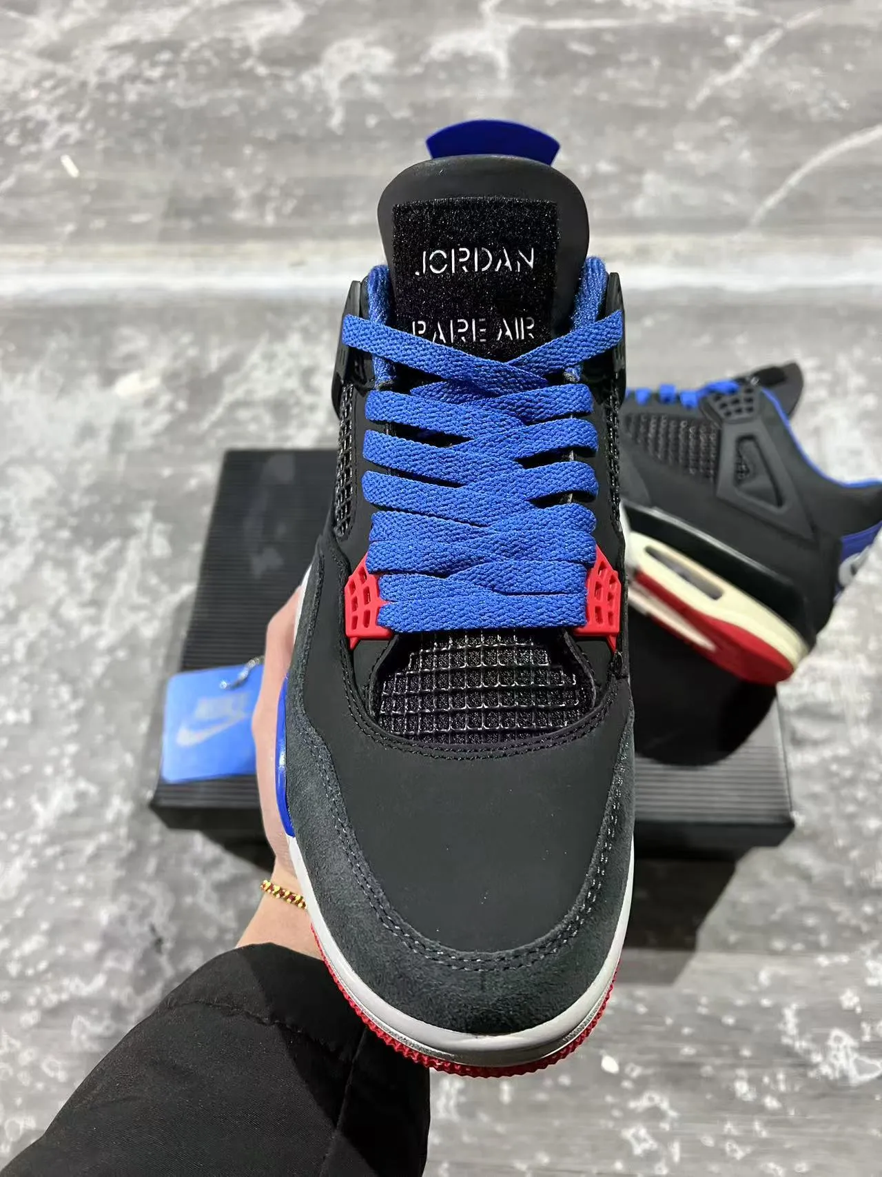 أحذية كرة السلة Air Jordan 4 أسود أزرق ملكي أحمر 3