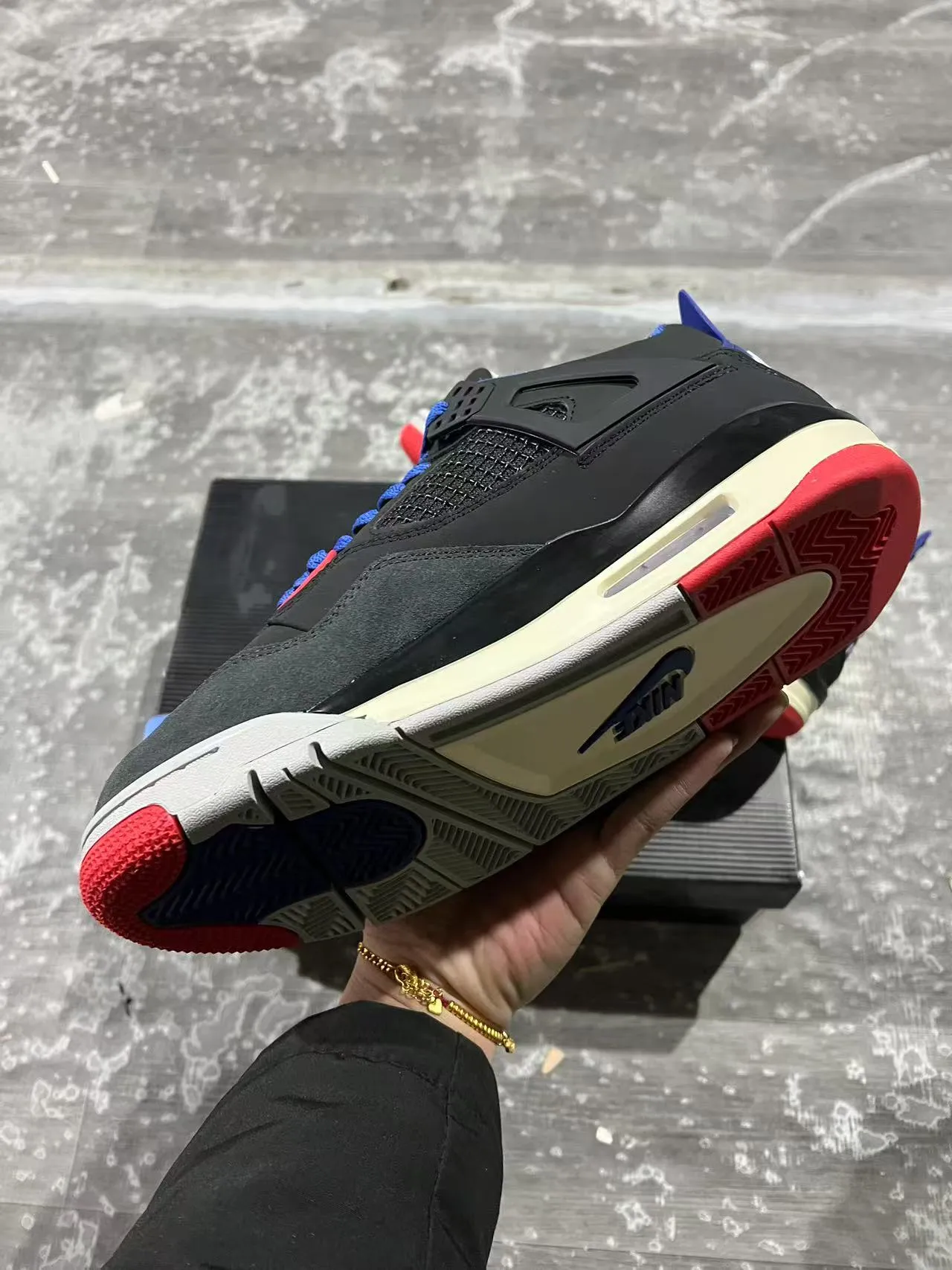 أحذية كرة السلة Air Jordan 4 أسود أزرق ملكي أحمر 6