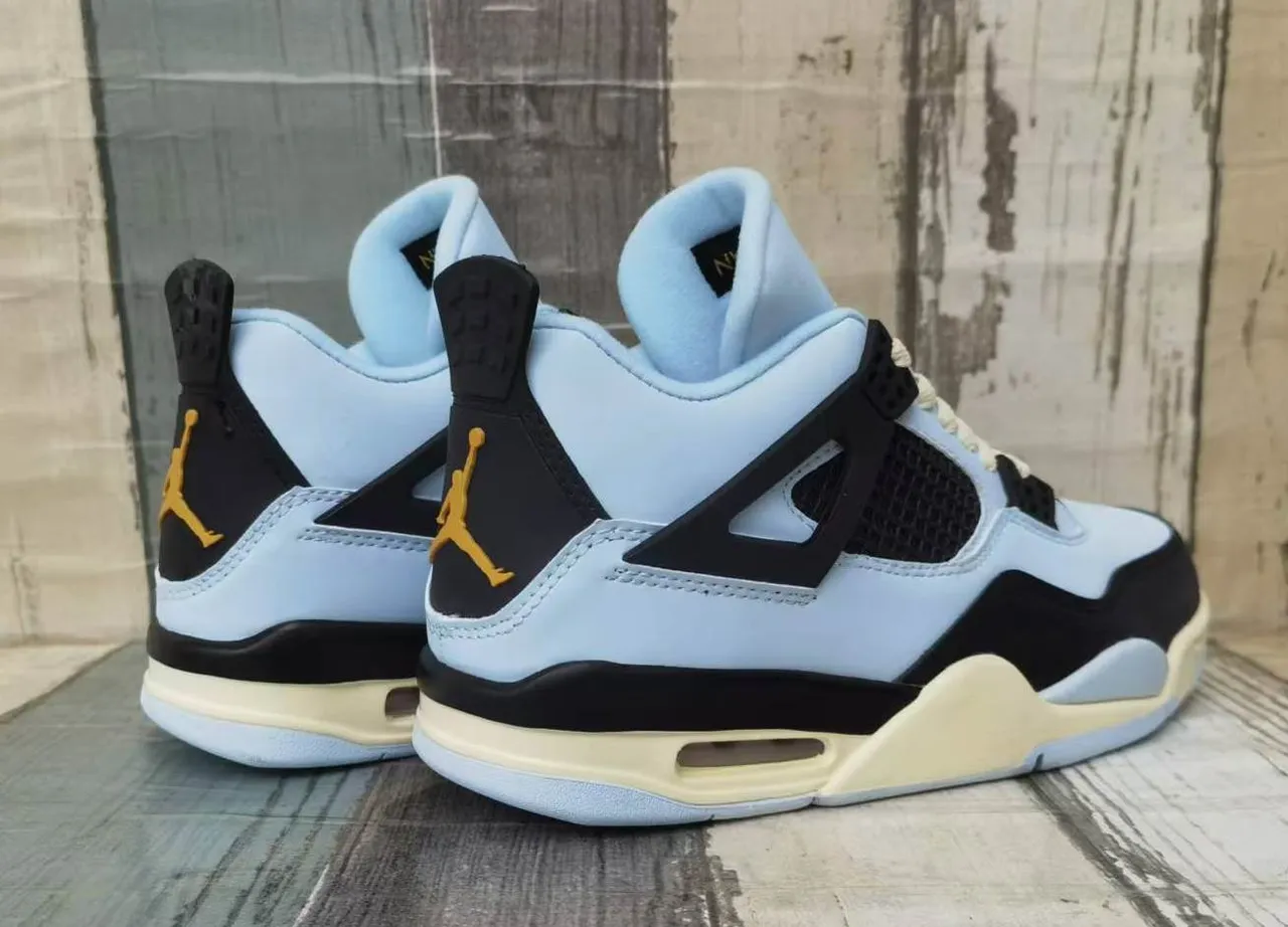 Air Jordan 4 Azul claro preto creme tênis de basquete 2