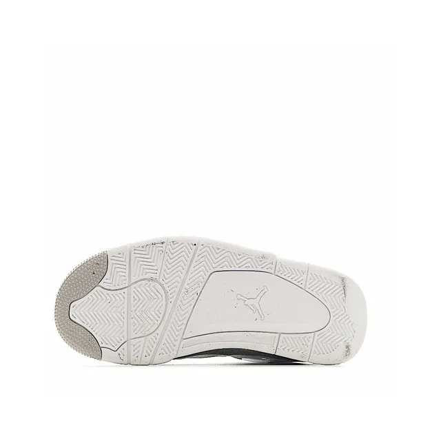 Chaussures de basketball Air Jordan 4 Retro noir et or 17
