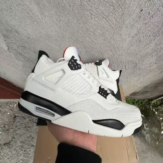 Tênis de basquete Air Jordan 4 branco preto vermelho