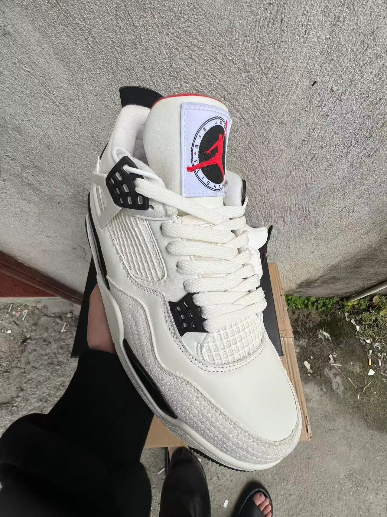 Zapatillas de baloncesto Air Jordan 4 blanco negro rojo 2