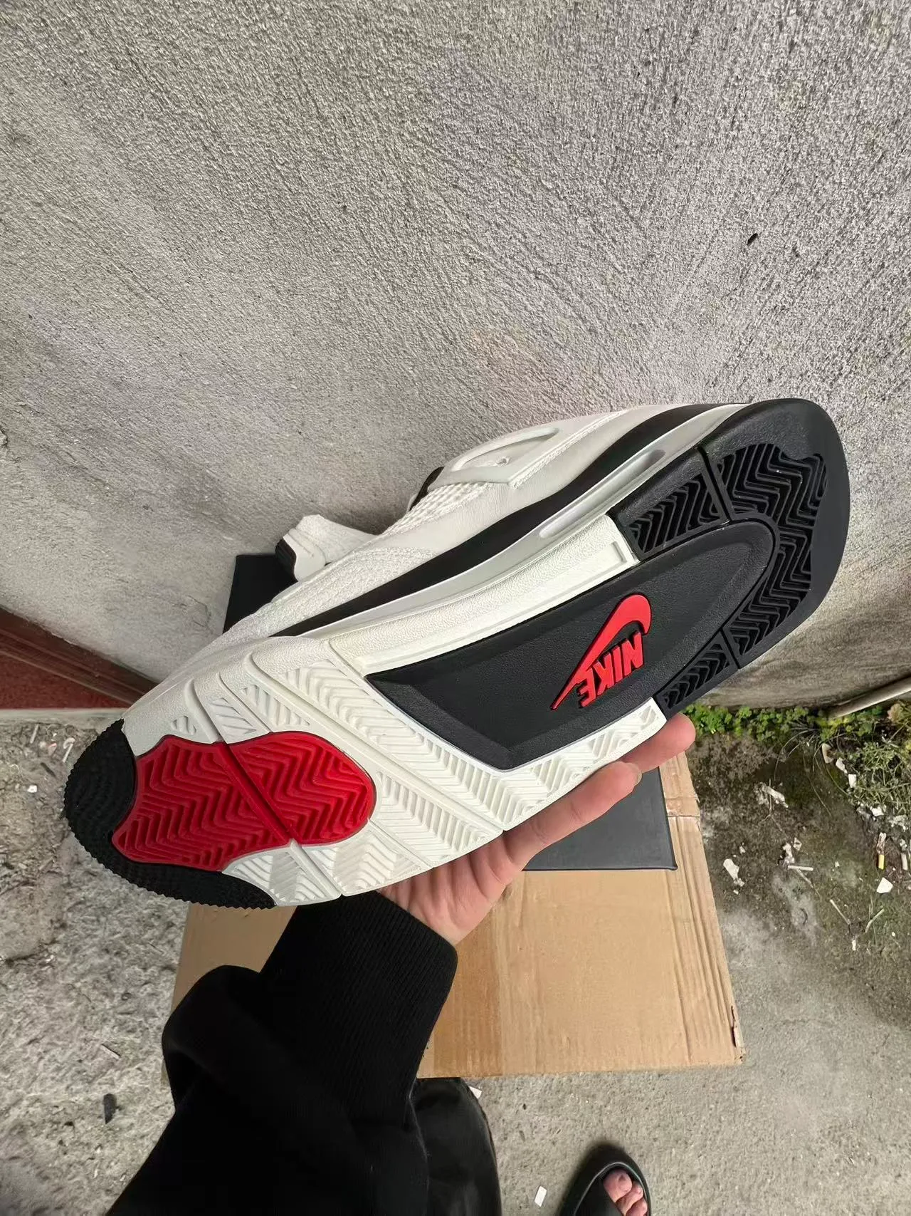Zapatillas de baloncesto Air Jordan 4 blanco negro rojo 6