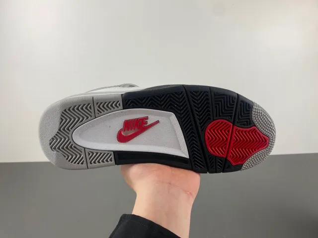 Zapatillas de baloncesto Air Jordan 4 White Cement 9