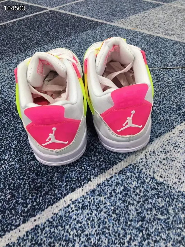 Air Jordan 4 أبيض رمادي أحمر أحذية كرة السلة 21
