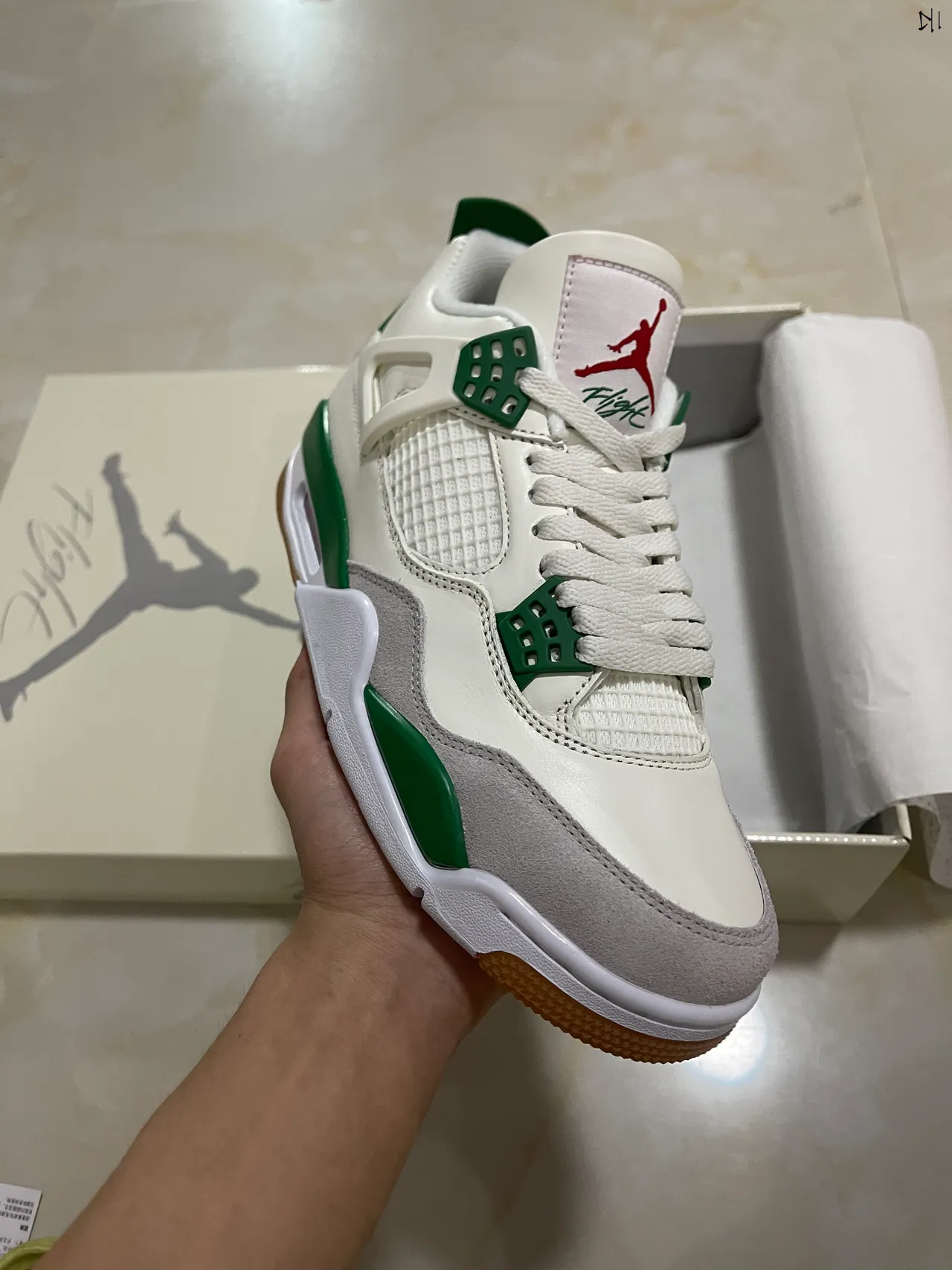 Zapatillas de baloncesto Air Jordan 4 blanco y verde 2