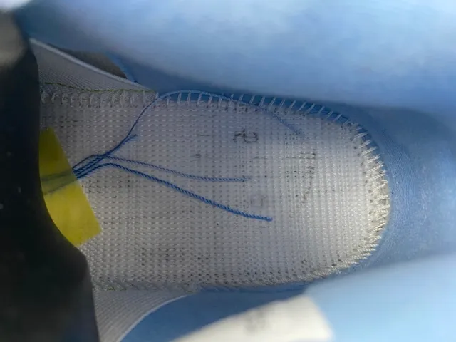 Chaussures de basket Air Jordan 4 blanc et bleu clair 8