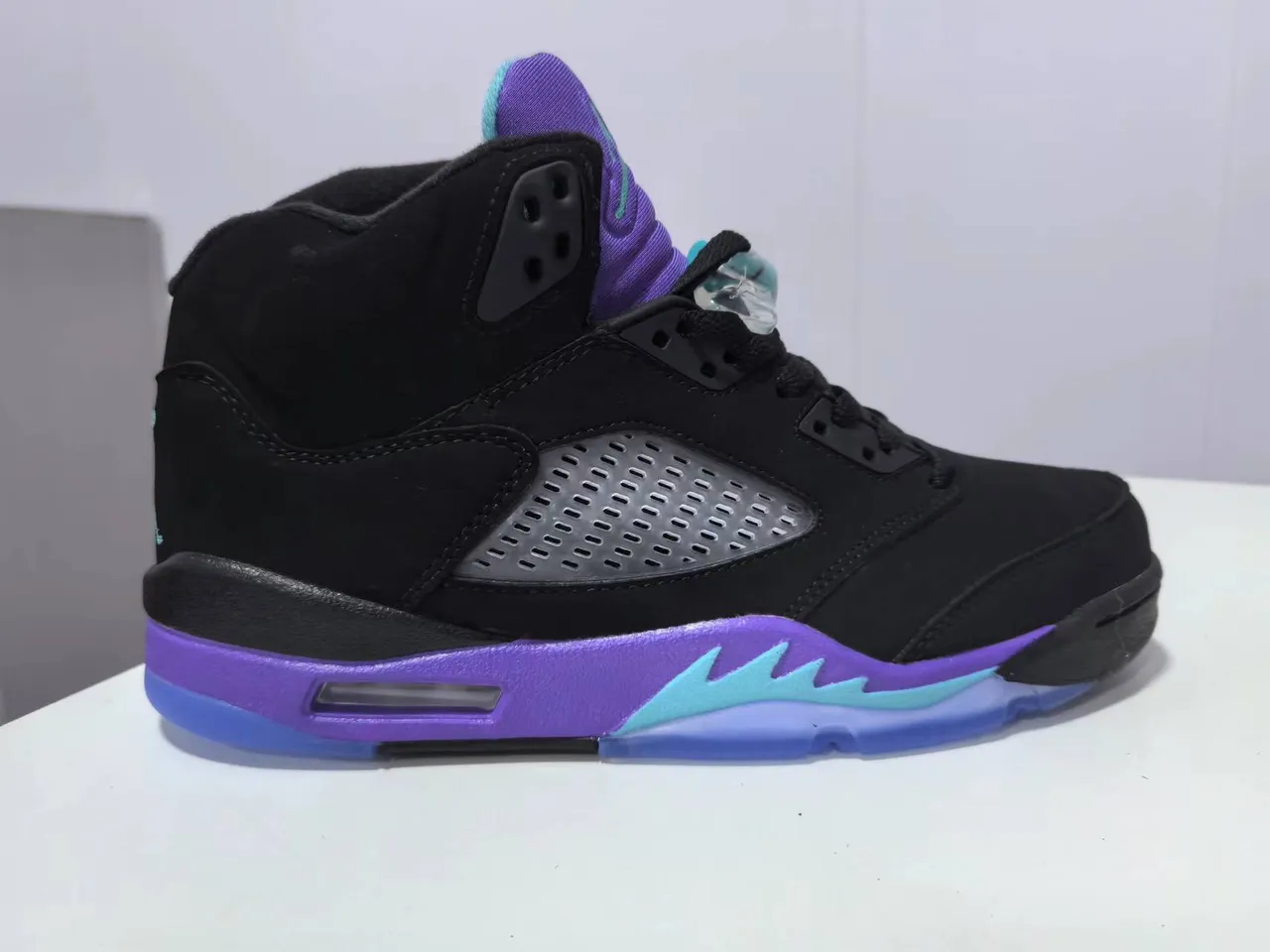 Air Jordan 5 Noir Violet Teal Chaussures de basket-ball 3