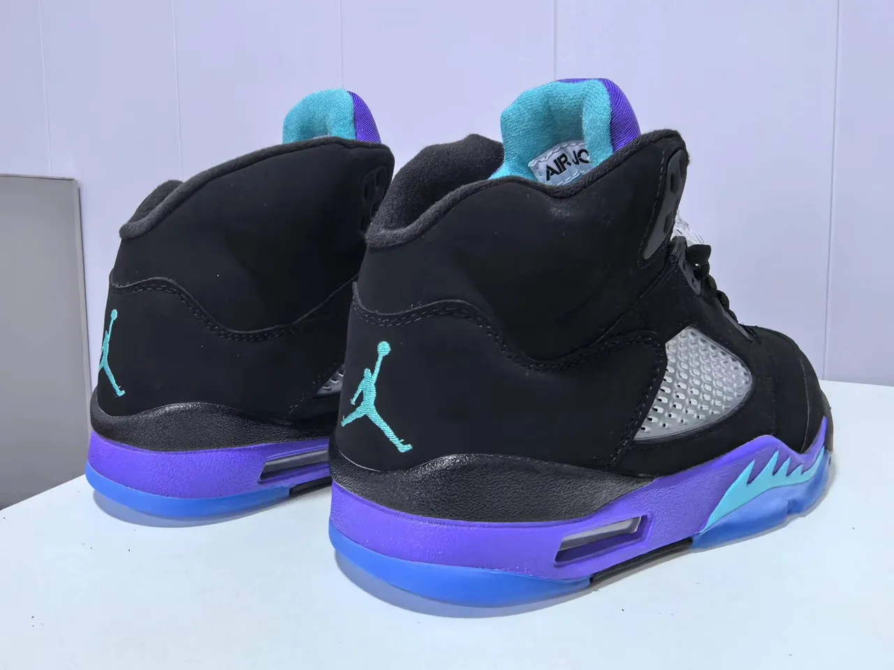 Air Jordan 5 Noir Violet Teal Chaussures de basket-ball 4