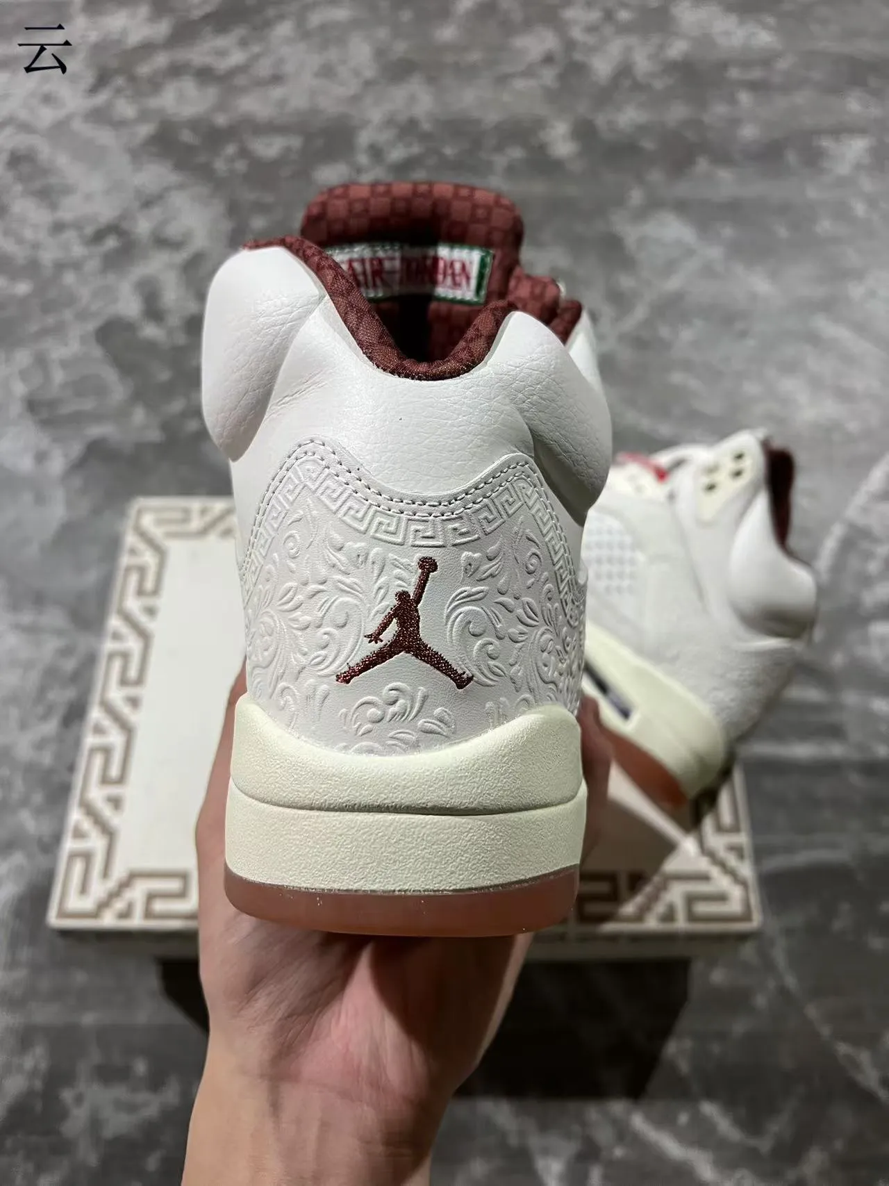 Air Jordan 5 Off-White Green Lightning Bolt tênis de basquete 8