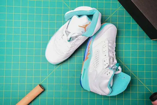 Air Jordan 5 Zapatos de Baloncesto Blancos Turquesa Naranja 3