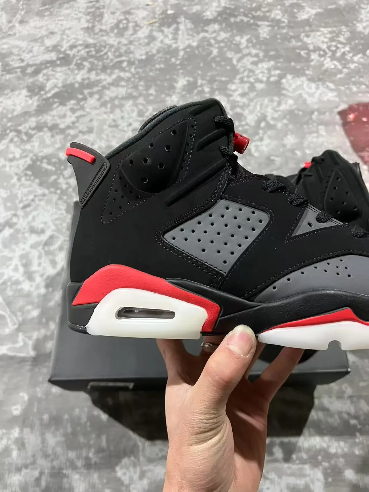 Air Jordan 6 أحذية كرة السلة أسود أحمر رمادي 7