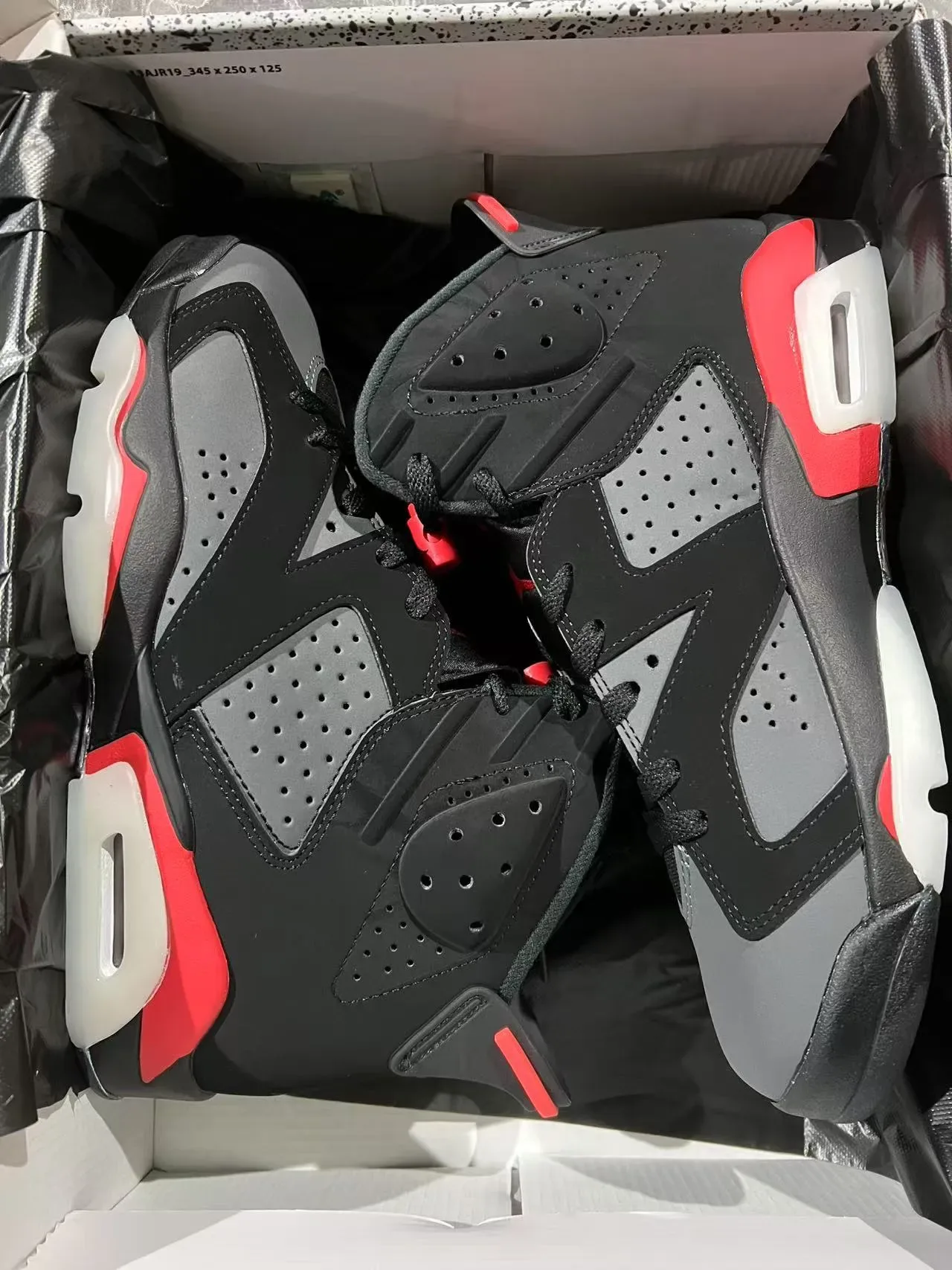 Air Jordan 6 أحذية كرة السلة أسود أحمر رمادي 9