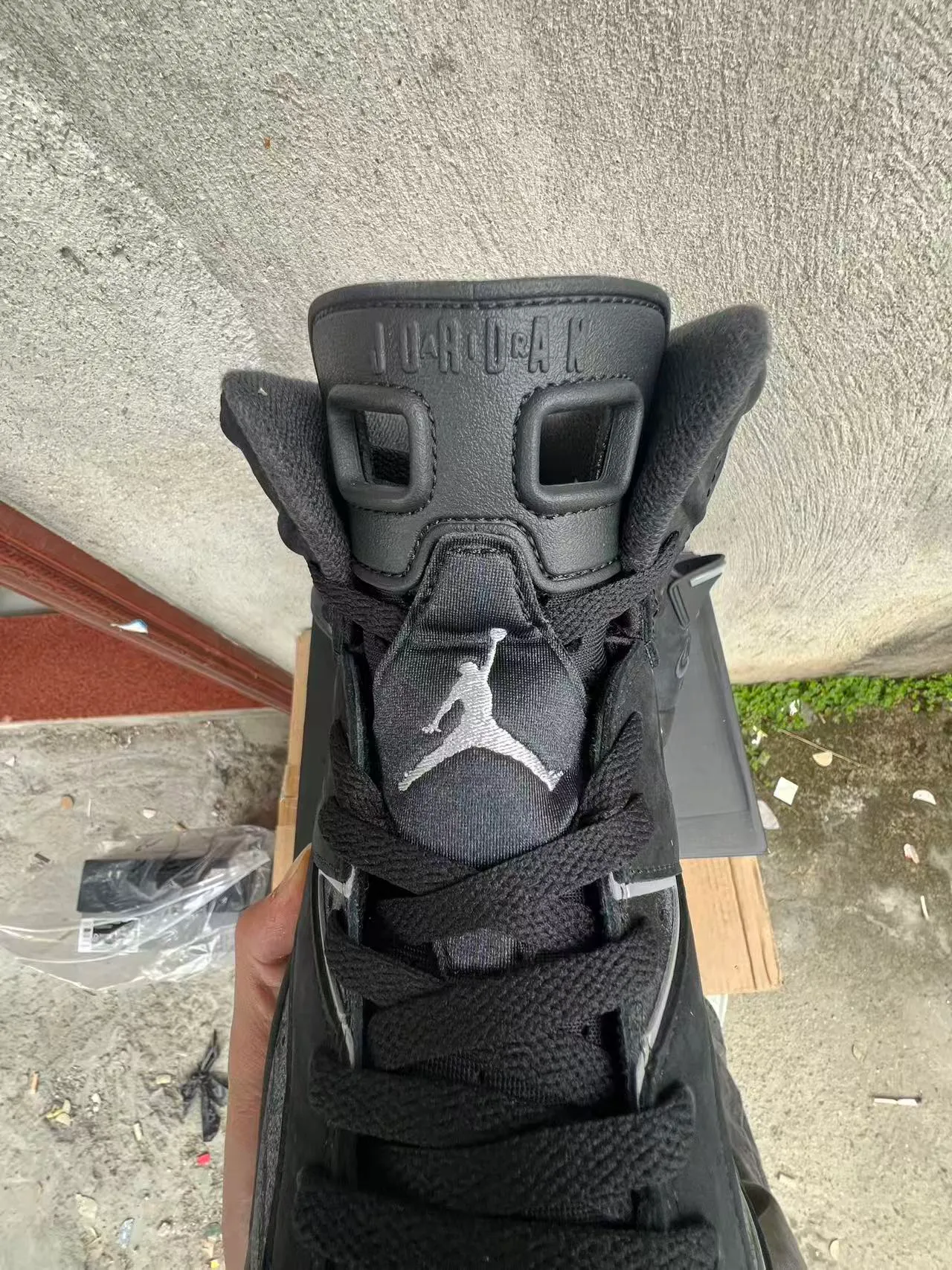 Zapatillas de baloncesto Air Jordan 6 negro y plateado 3