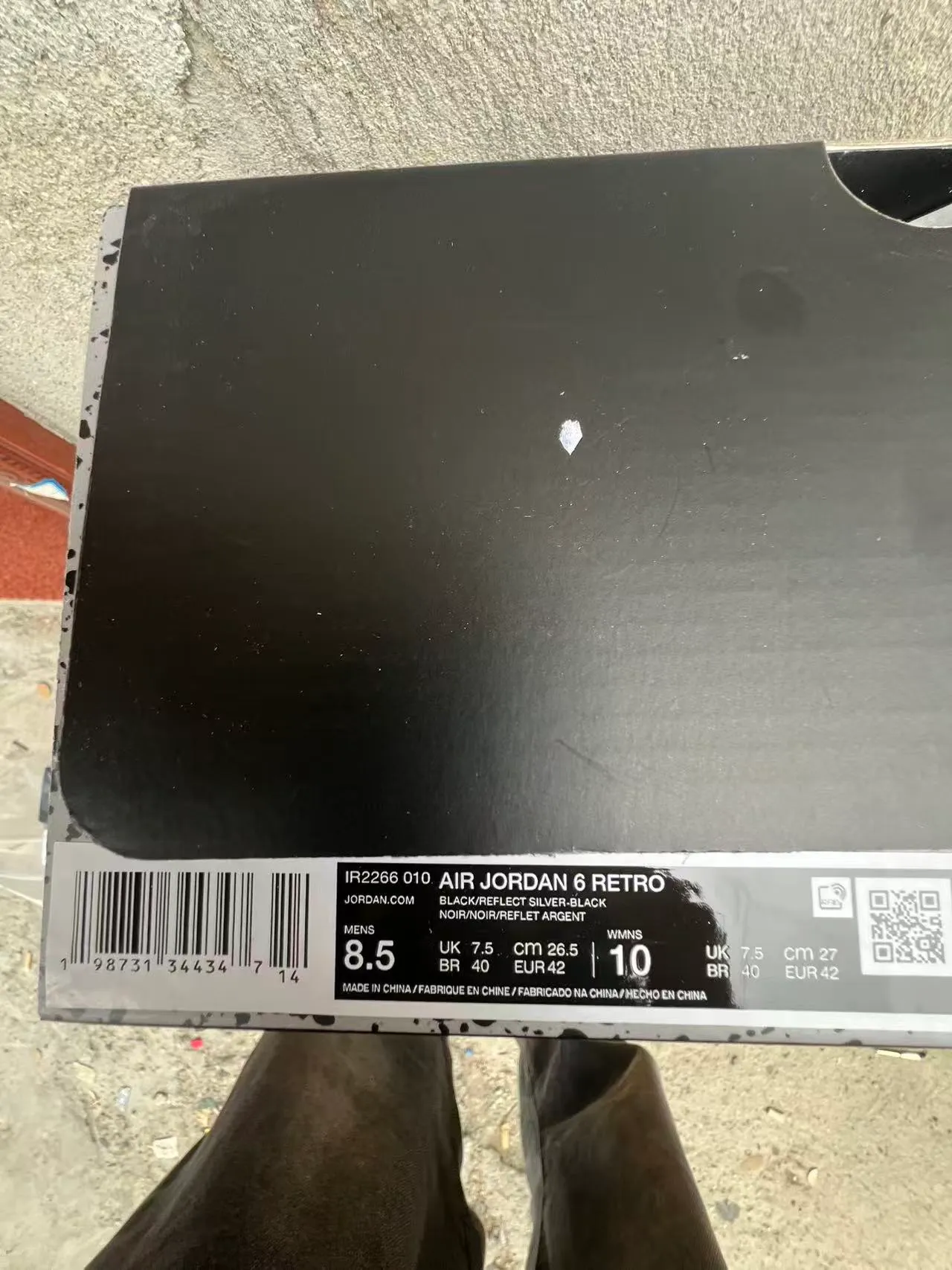 Zapatillas de baloncesto Air Jordan 6 negro y plateado 9